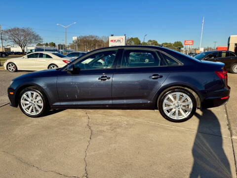 2017 Audi A4 2.0T quattro Premium