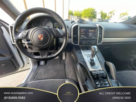 2013 Porsche Cayenne GTS