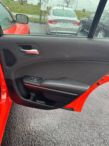 2017 Dodge Charger SXT