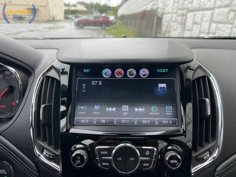 2017 Chevrolet Cruze Premier Auto