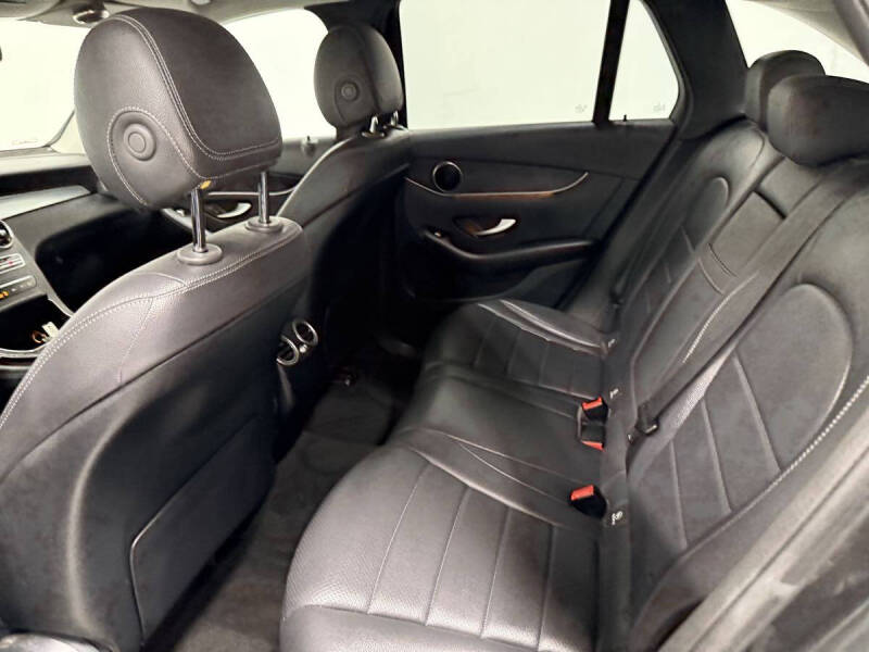 2021 Mercedes-Benz GLC GLC 300