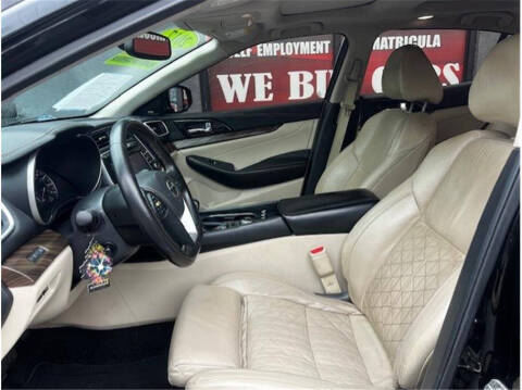 2017 Nissan Maxima Platinum