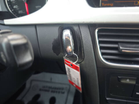 2010 Audi A4 2.0T quattro Premium Plus