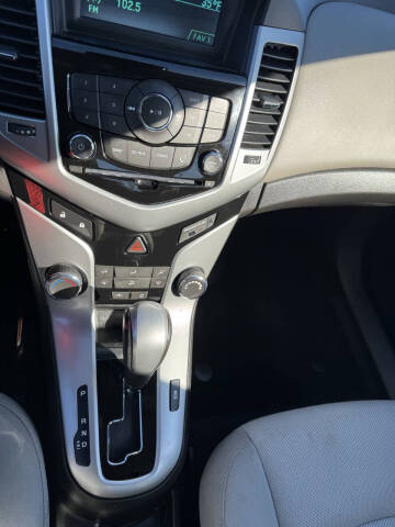 2013 Chevrolet Cruze 1LT Auto