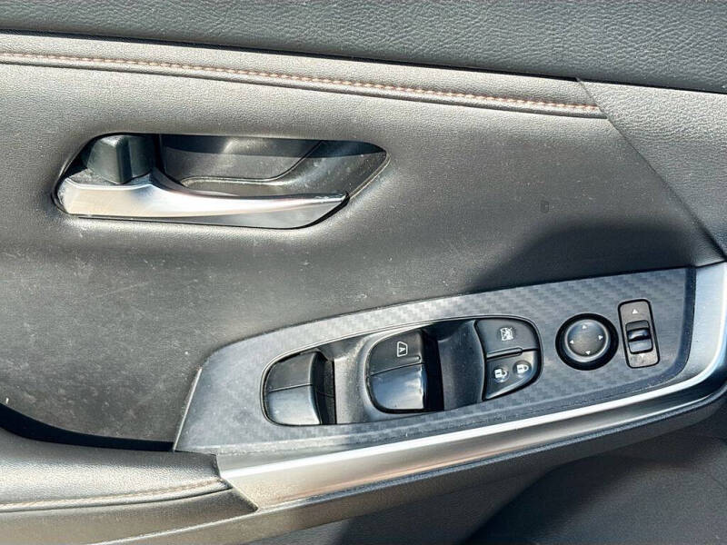 2023 Nissan Sentra SR
