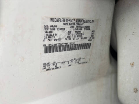 2000 Ford F750 Forestry Bucket Truck