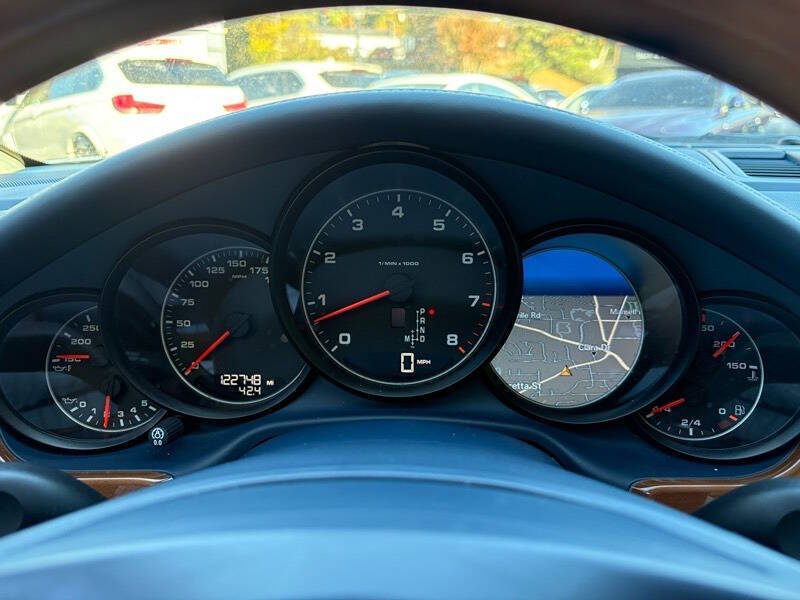 2011 Porsche Panamera 4
