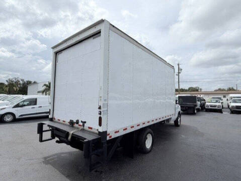 2021 Ford E-Series E-450 SD