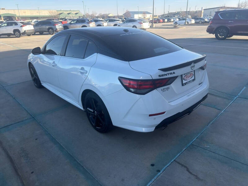 2022 Nissan Sentra SR