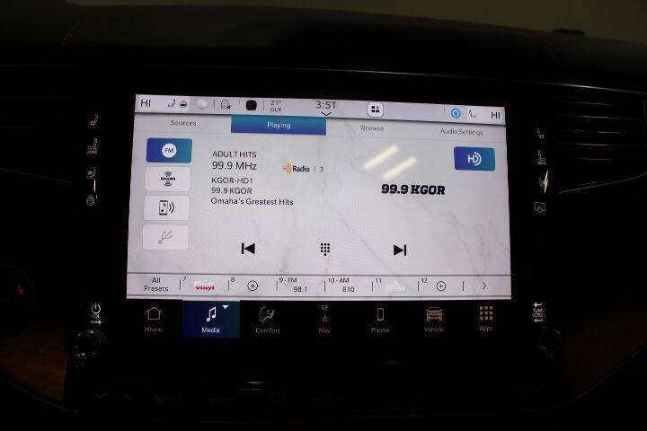 2022 Jeep Grand Wagoneer Series III