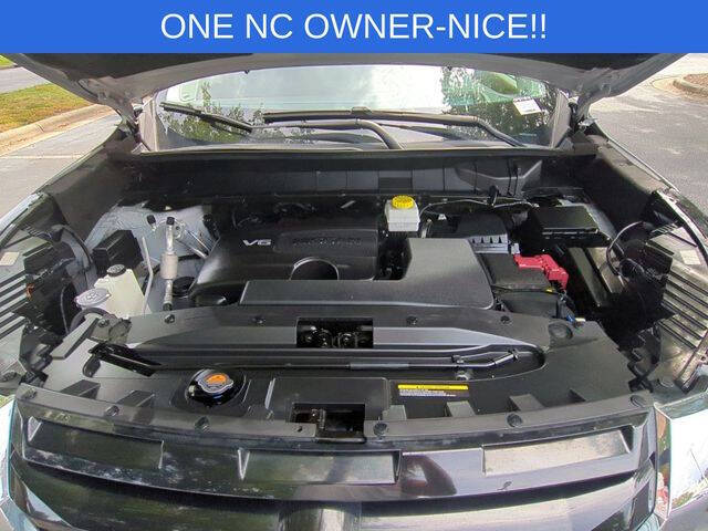 2022 Nissan Pathfinder Platinum