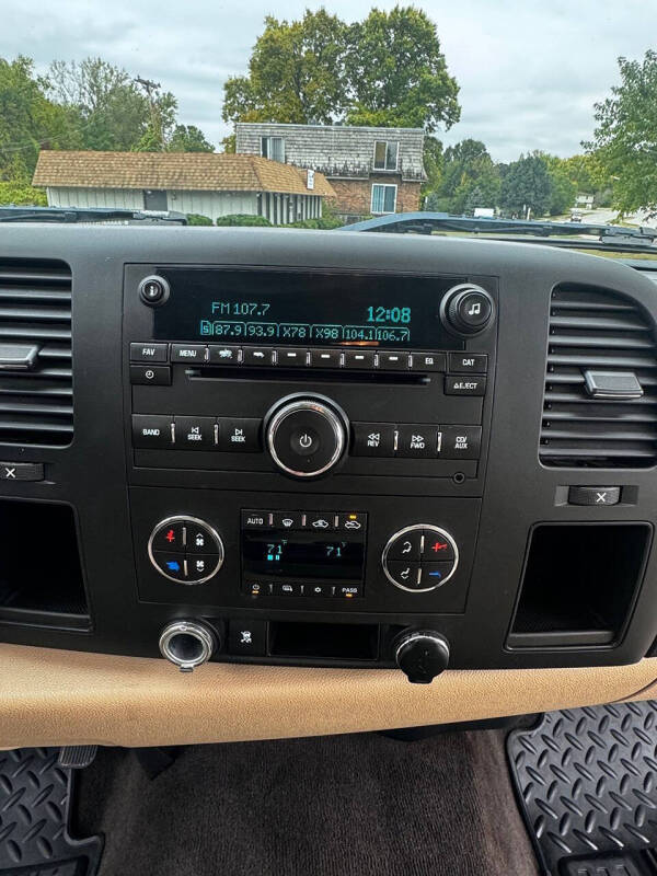 2011 Chevrolet Silverado 1500 LT