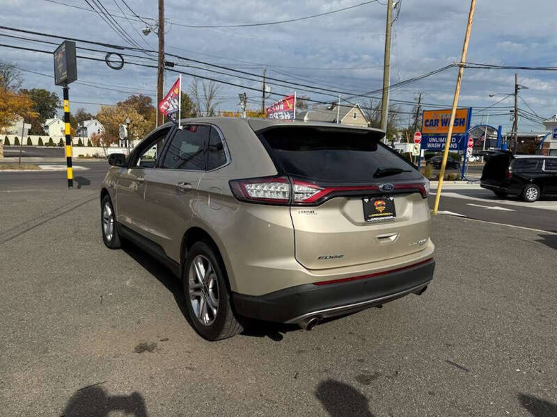 2018 Ford Edge Titanium