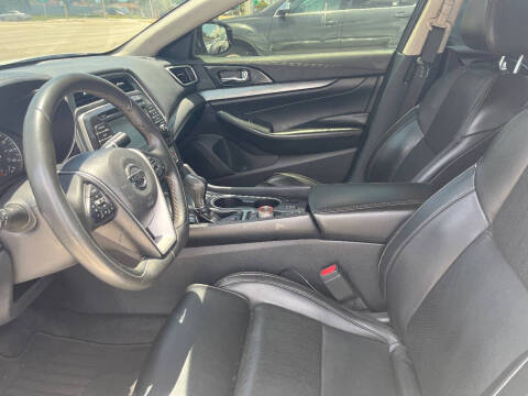 2017 Nissan Maxima 3.5 SV