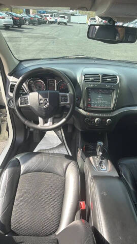 2018 Dodge Journey Crossroad