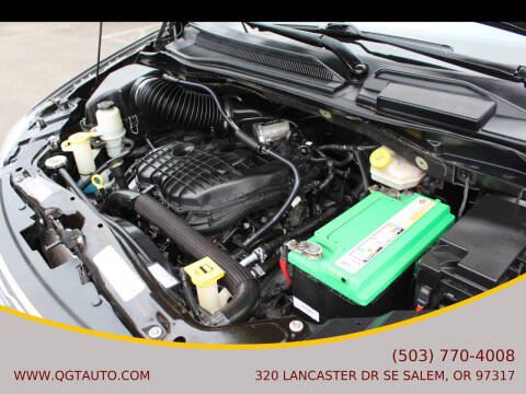 2016 Chrysler Town and Country Touring