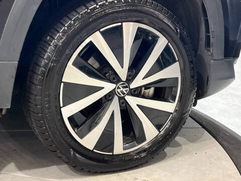 2022 Volkswagen Taos SE 4Motion