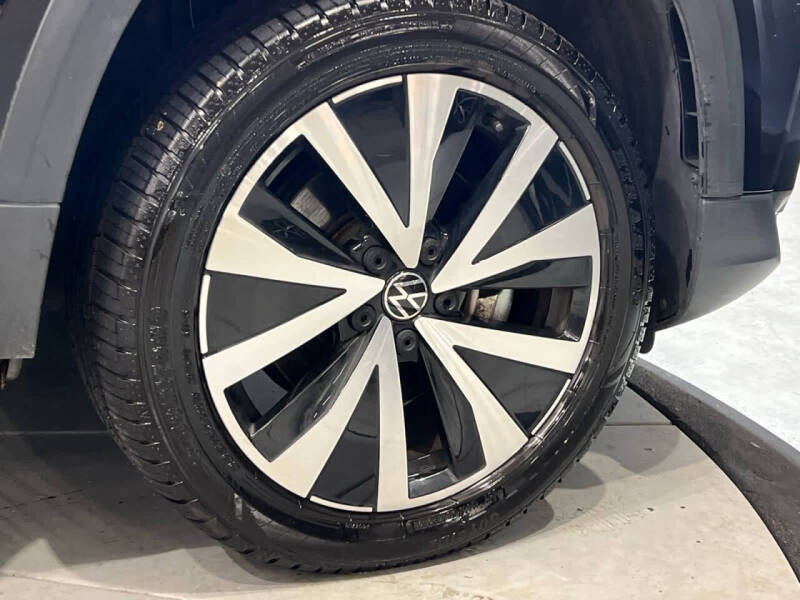 2022 Volkswagen Taos SE 4Motion