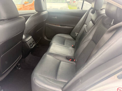 2011 Lexus ES 350