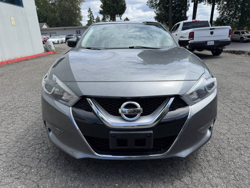 Used 2017 Nissan Maxima SL with VIN 1N4AA6AP1HC433343 for sale in Kirkland, WA