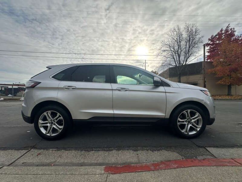 2016 Ford Edge Titanium