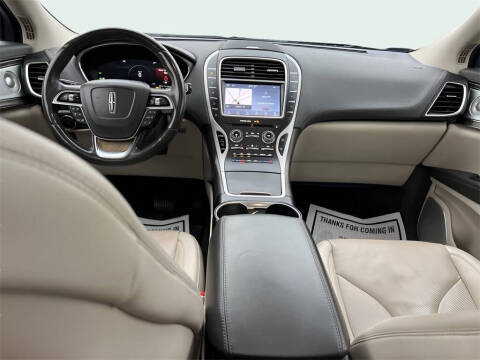 2020 Lincoln Nautilus Reserve