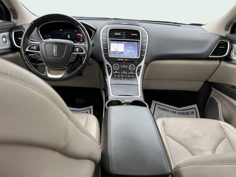 2020 Lincoln Nautilus Reserve