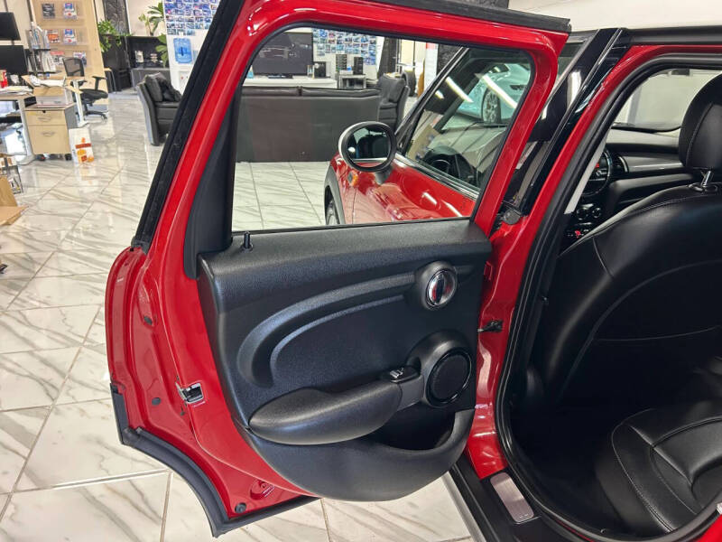 2015 MINI Hardtop 4 Door Cooper