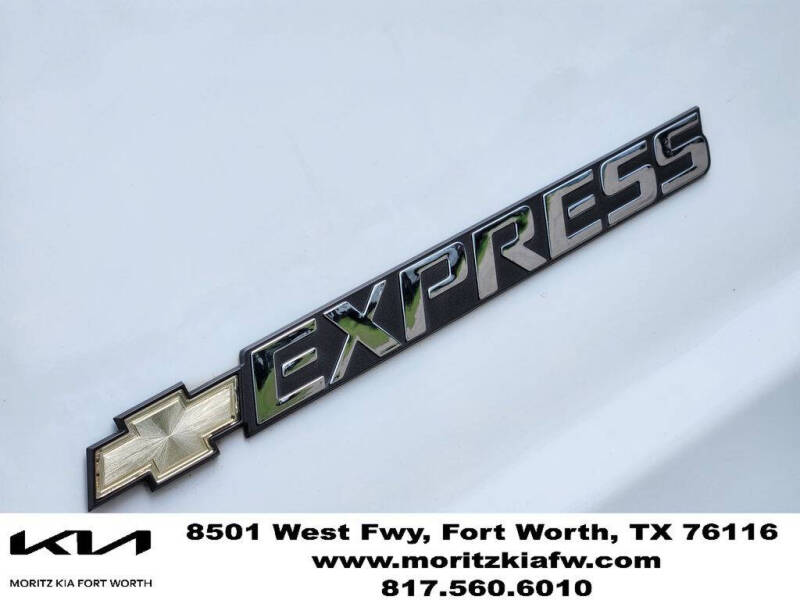 2023 Chevrolet Express LS 3500