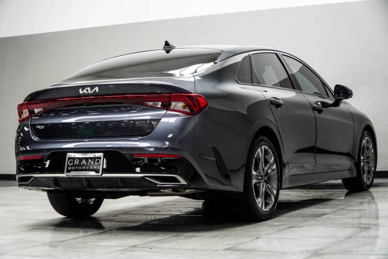 2022 Kia K5 EX