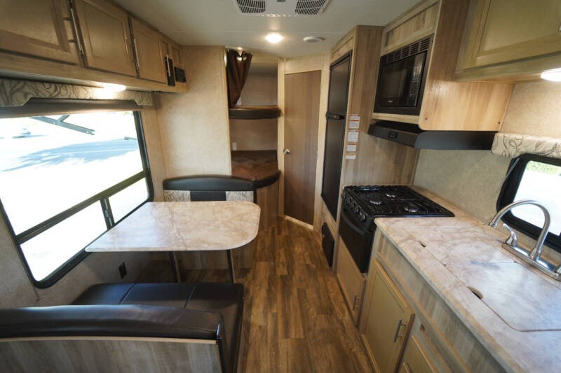 2018 Forest River Catalina  SBX