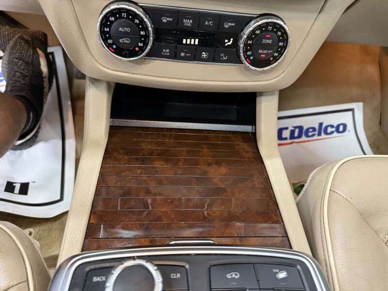 2013 Mercedes-Benz GL-Class GL 550 4MATIC