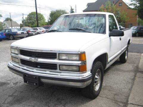 1998 Chevrolet C/K 2500 Series for sale at S & G Auto Sales in Cleveland OH