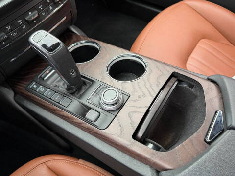 2022 Maserati Ghibli Modena Q4