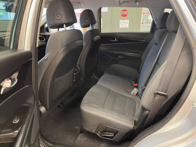 2017 Kia Sorento LX V6