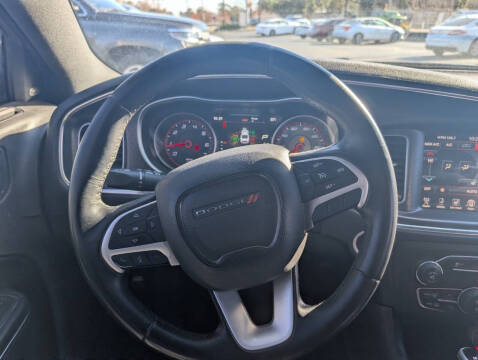 2016 Dodge Charger SXT