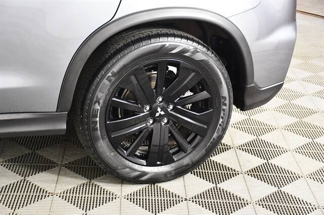 2025 Mitsubishi Outlander Sport LE