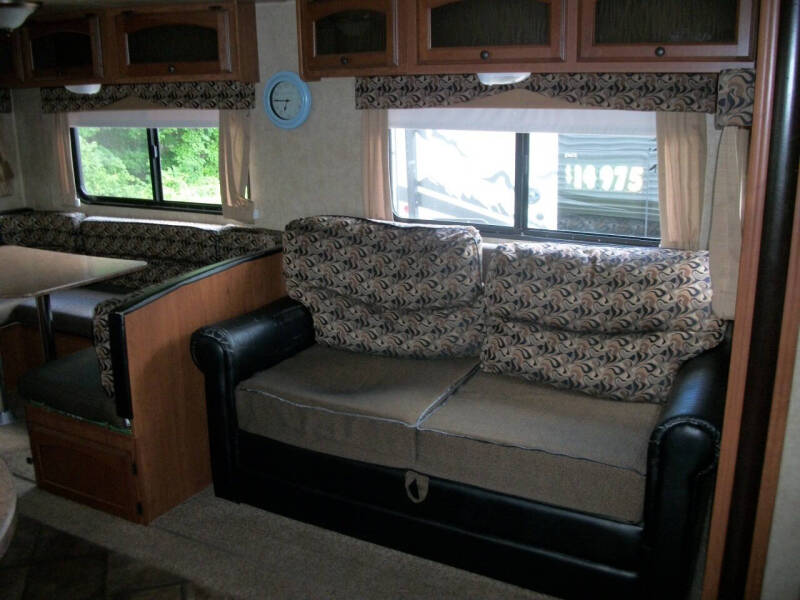 2013 Dutchmen 261 BHS