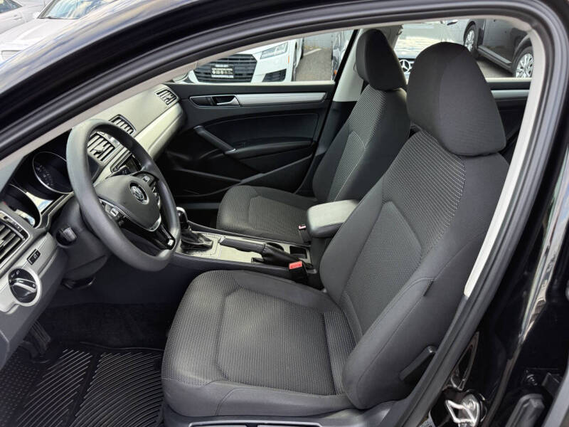 2016 Volkswagen Passat 1.8T S