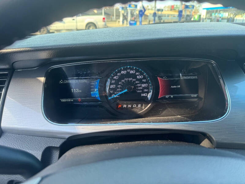 2018 Ford Taurus SEL