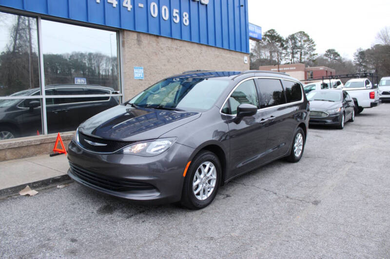 2020 Chrysler Voyager for sale at Southern Auto Solutions - 1st Choice Autos in Marietta GA