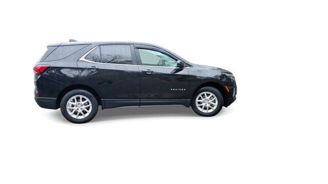 2022 Chevrolet Equinox for sale at Bowman Auto Center in Clarkston, MI