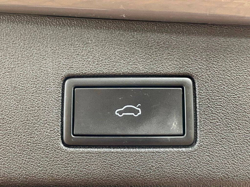 2023 Volkswagen ID.4 Pro S Plus