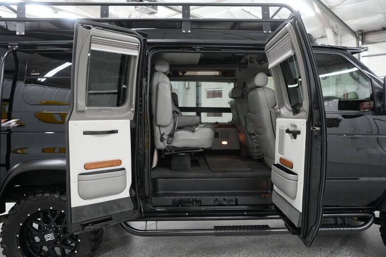 2013 Ford E-Series E-350 SD