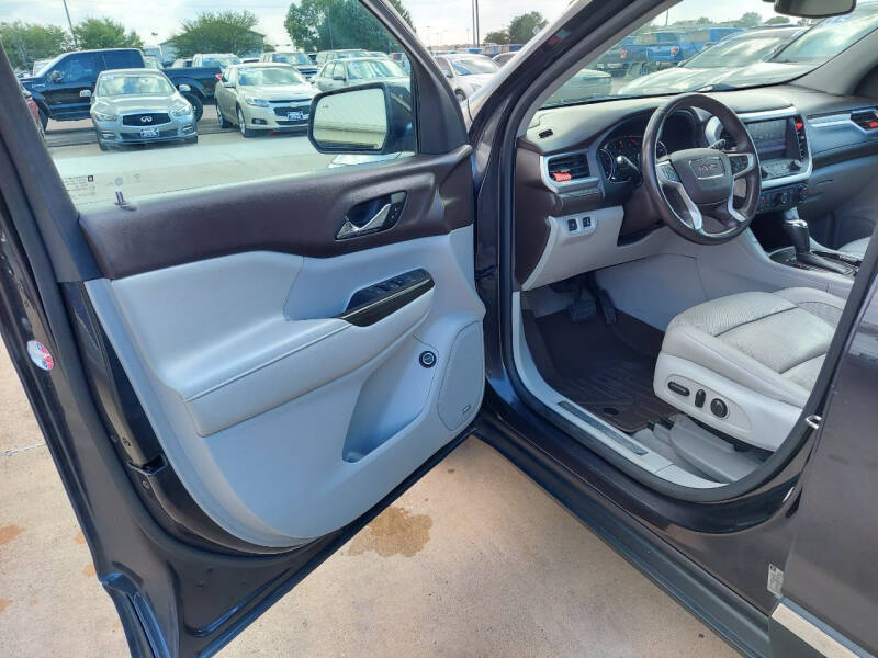 2017 GMC Acadia SLT-1