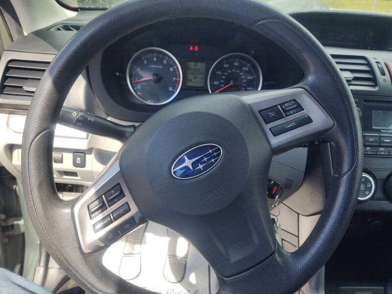 2014 Subaru Forester 2.5i