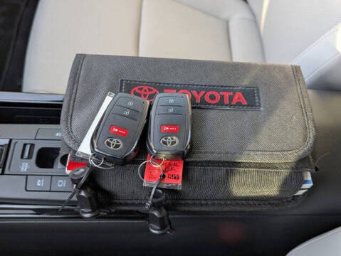 2024 Toyota Prius XLE