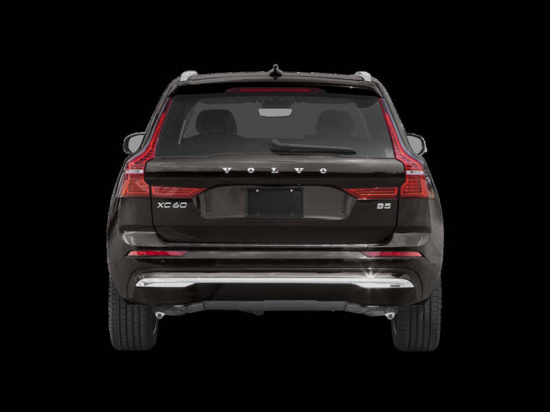 2022 Volvo XC60 B5 Momentum