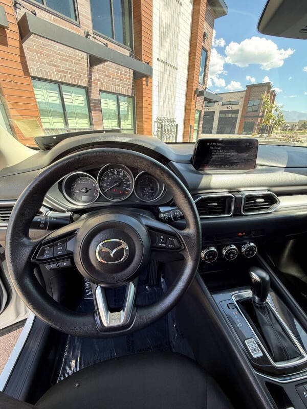 2017 Mazda CX-5 Sport