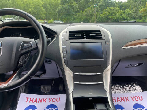 2016 Lincoln MKZ
